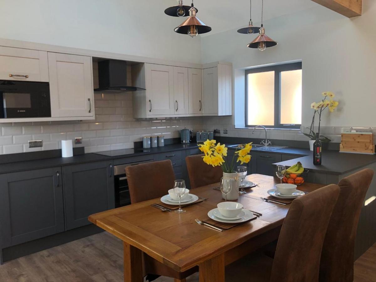 Newly Converted Luxury Barn With Private Hot Tub *